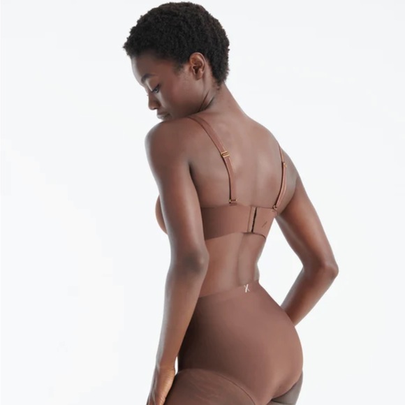 Knix WingWoman Contour Bra - Sable - Picture 3 of 10